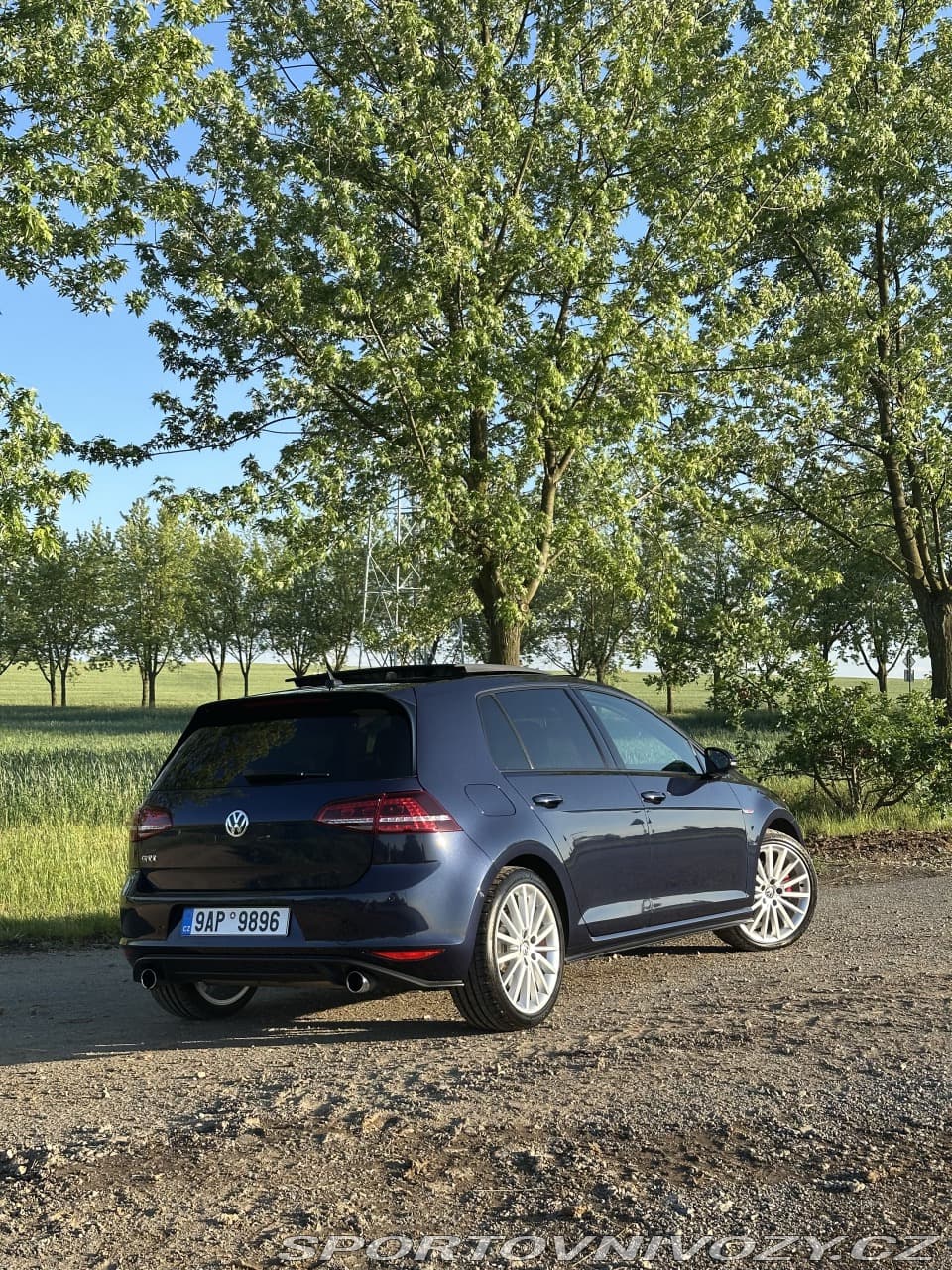 2016 Volkswagen GOLF - 9