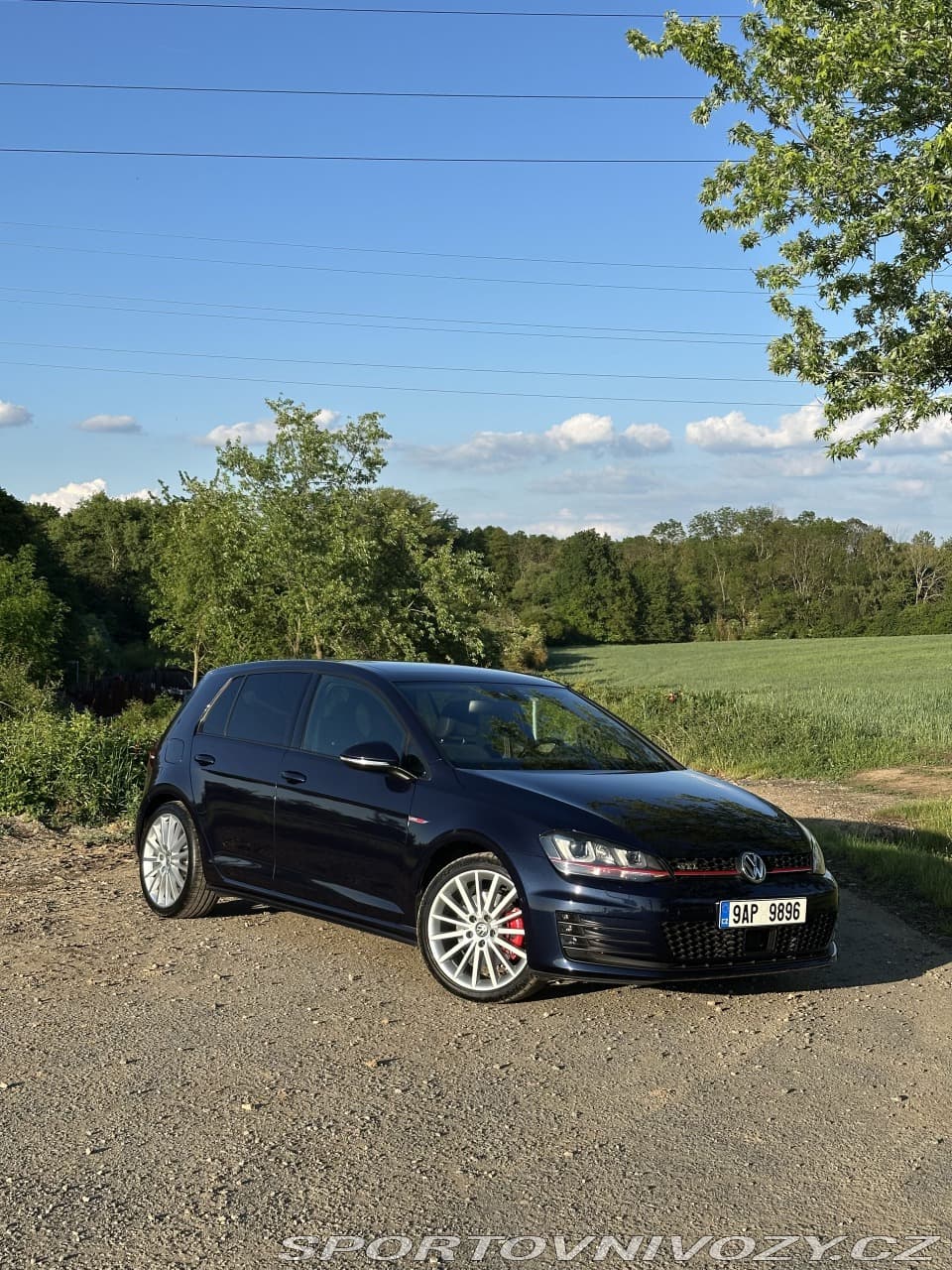 2016 Volkswagen GOLF - 11