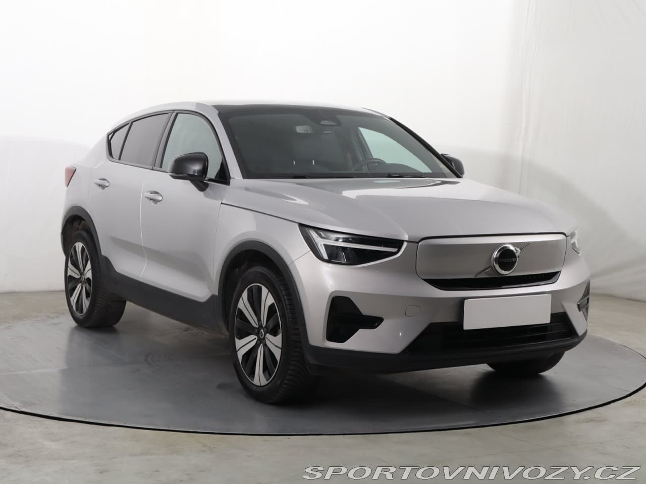2022 Volvo C40