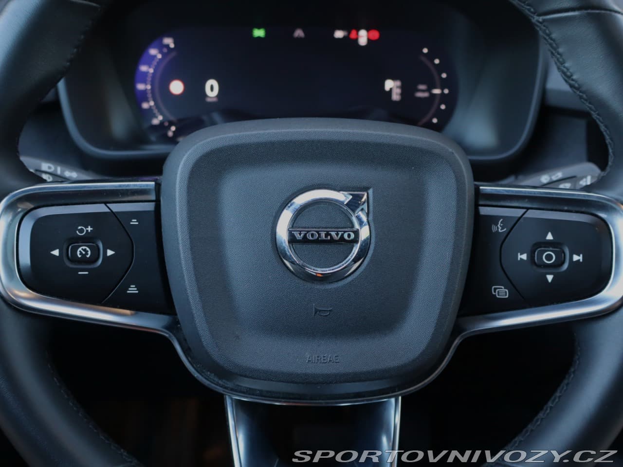 2022 Volvo C40 - 39