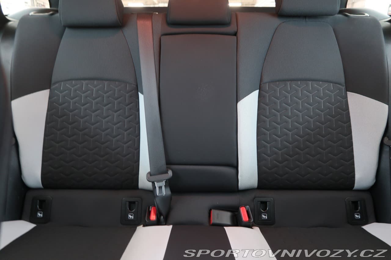 2021 Toyota COROLLA - 28