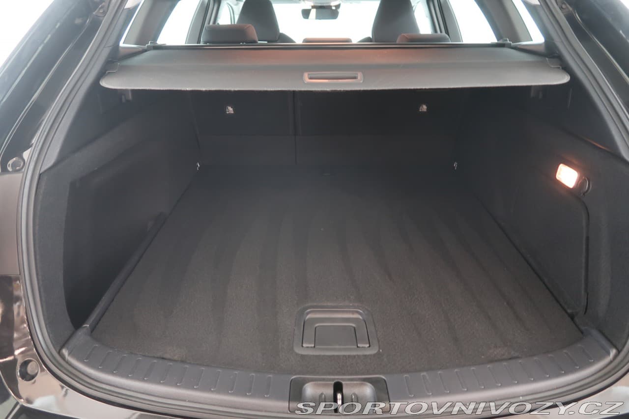 2021 Toyota COROLLA - 40