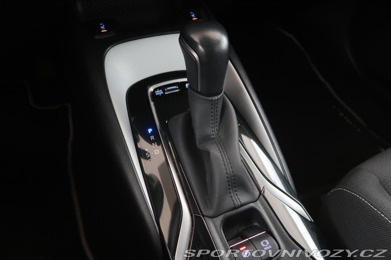 2021 Toyota COROLLA - 46