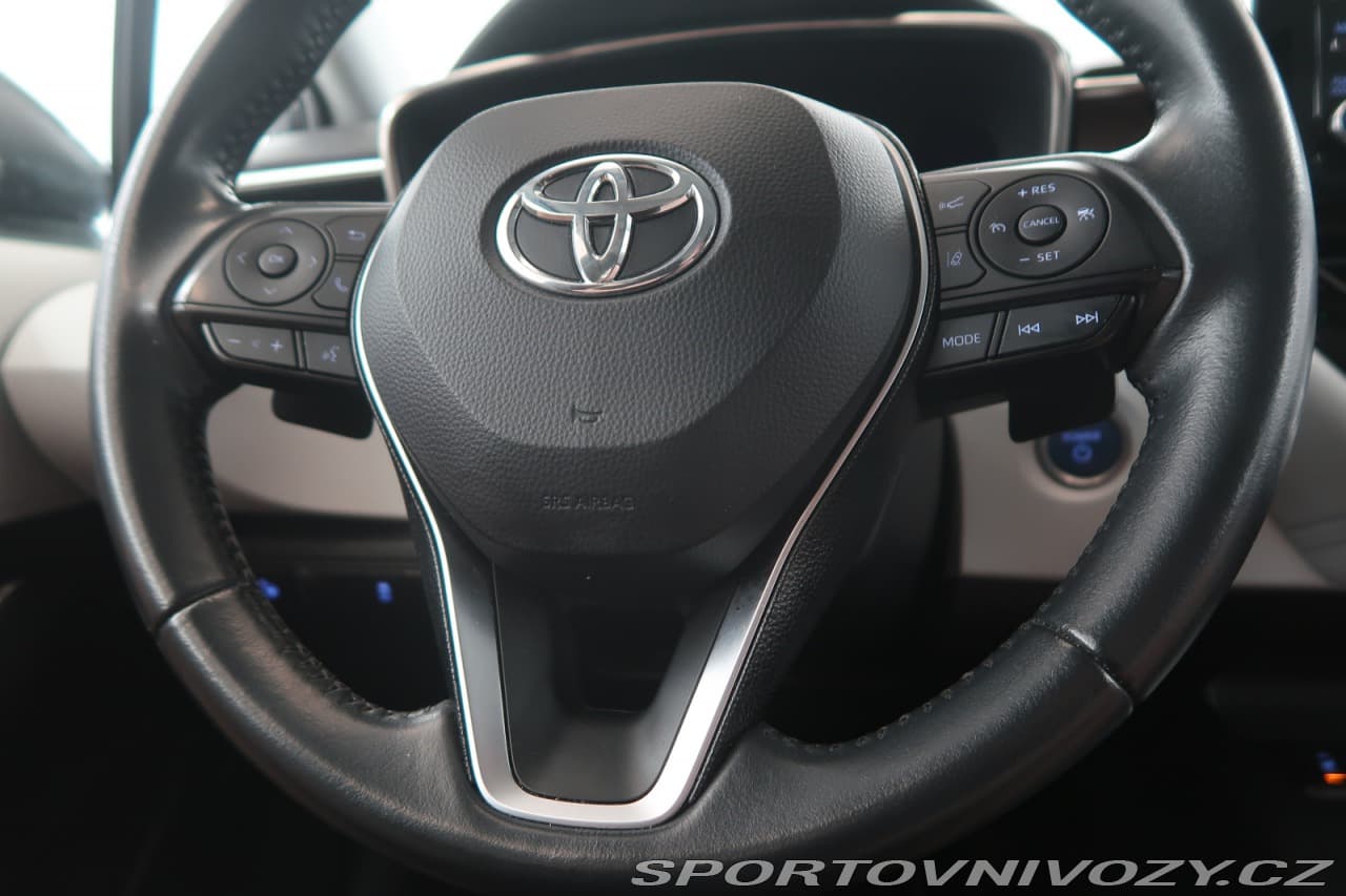 2021 Toyota COROLLA - 52