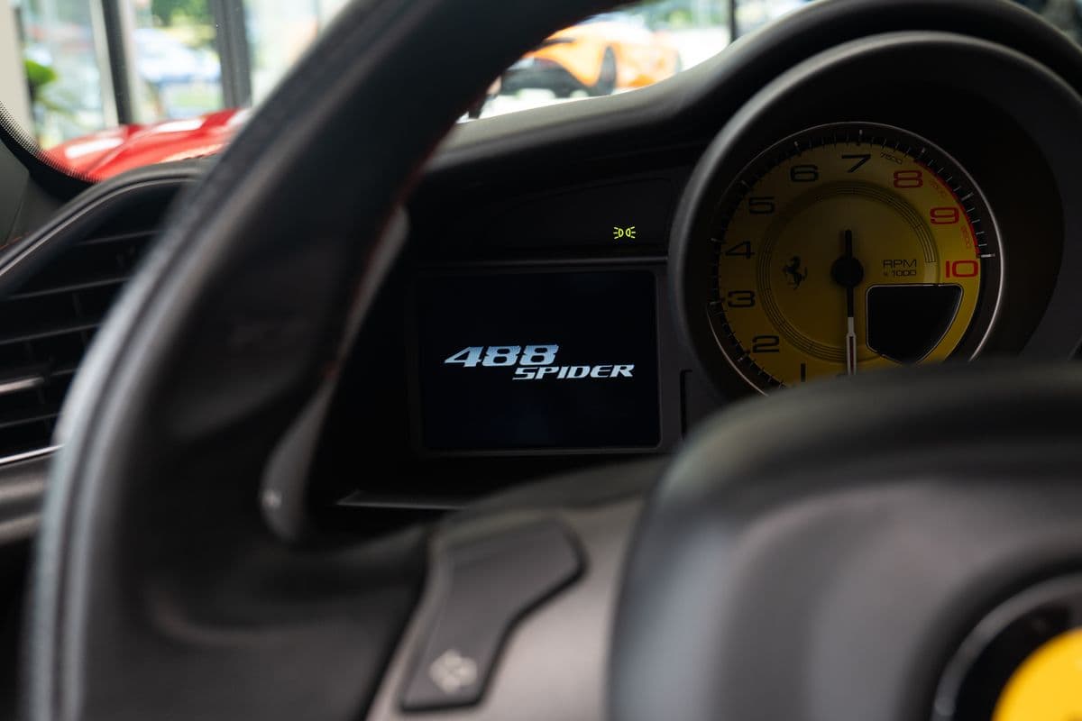 2018 Ferrari 488 - 25