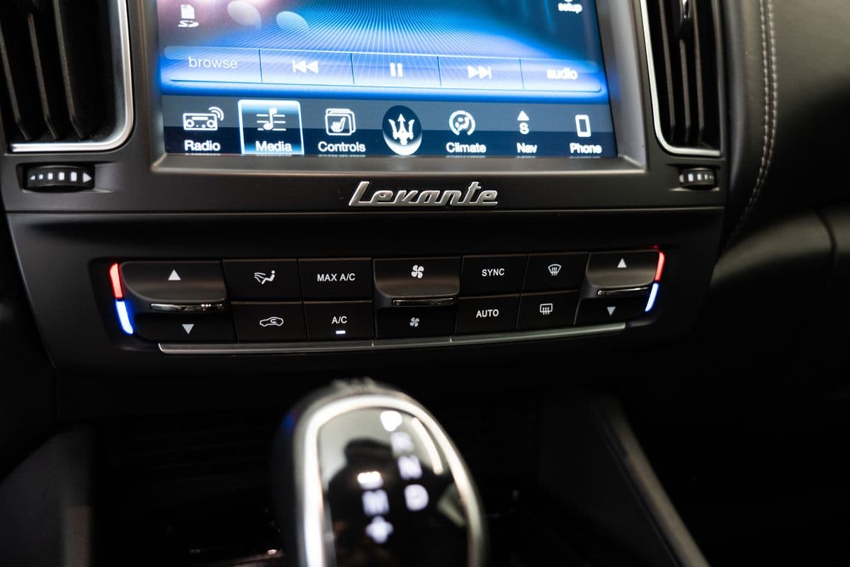 2017 Maserati LEVANTE - 13