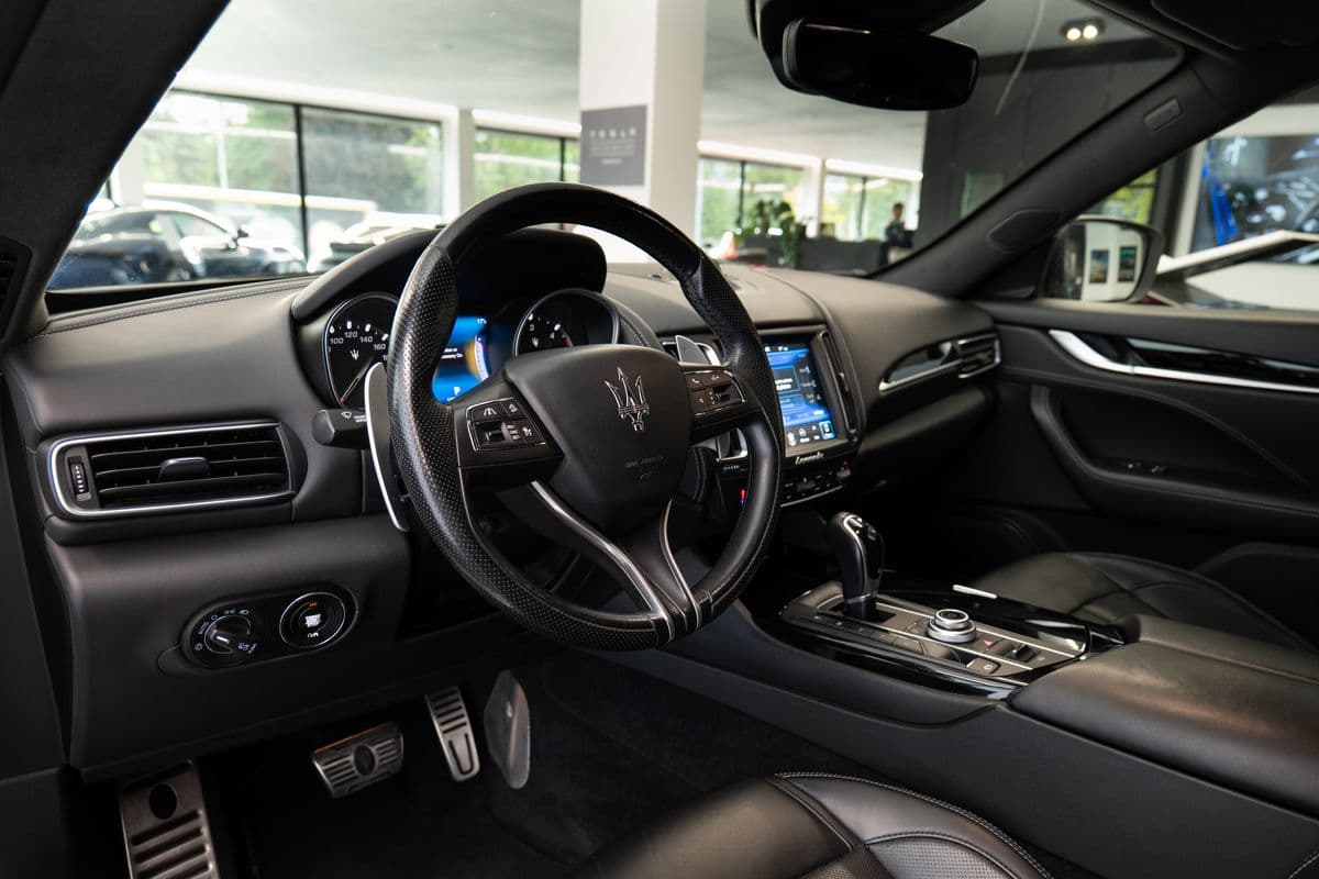 2017 Maserati LEVANTE - 5