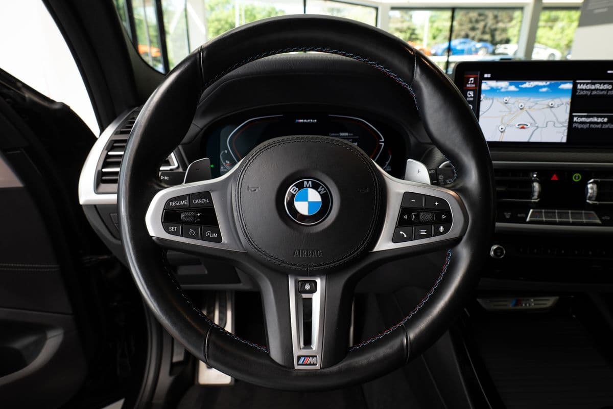 2022 BMW X3 - 6