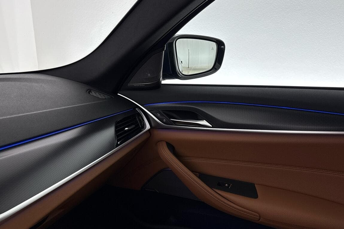 2021 BMW 5-SERIES - 73
