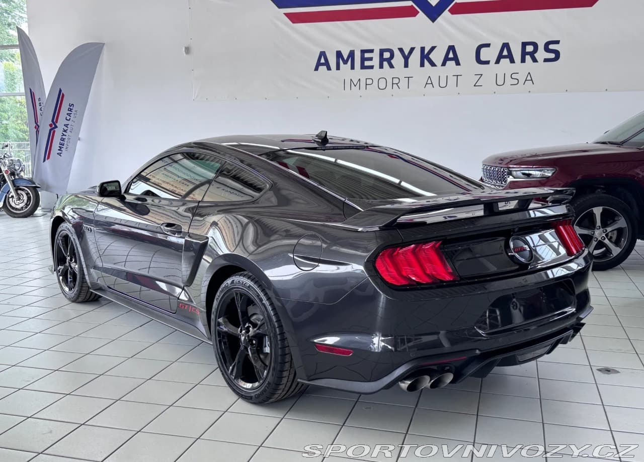 2022 Ford MUSTANG - 9