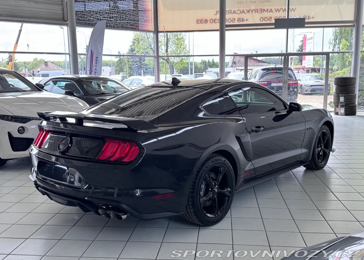 2022 Ford MUSTANG - 13