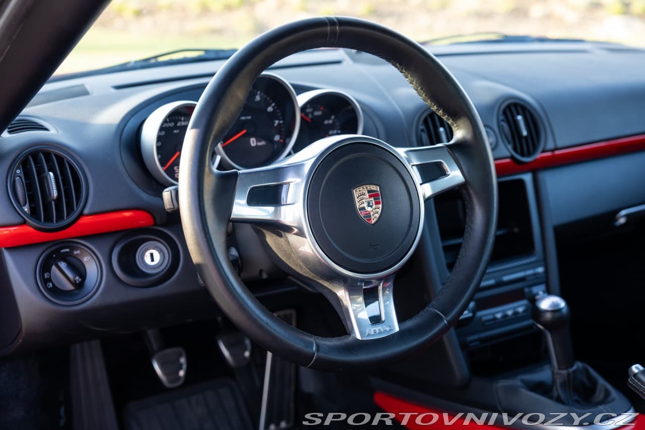 2011 Porsche CAYMAN - 21