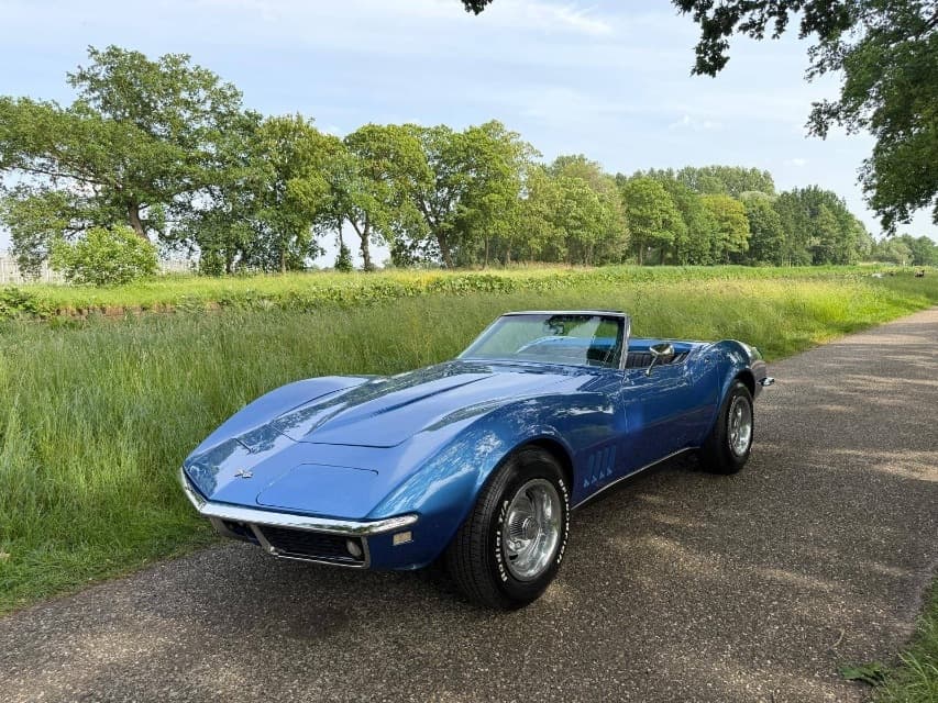 1968 Chevrolet CORVETTE