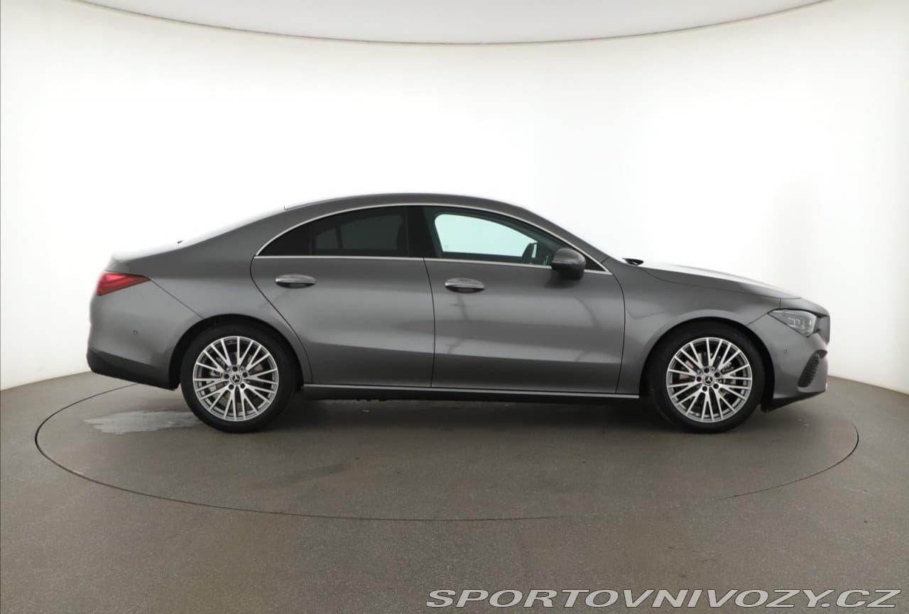 2025 Mercedes-Benz CLA - 11