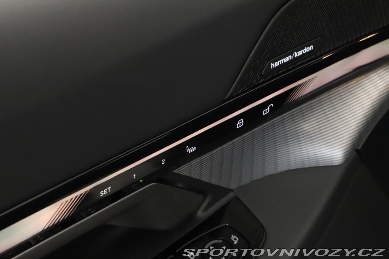 2025 BMW 5-SERIES - 19