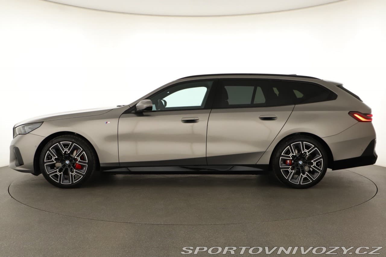 2025 BMW 5-SERIES - 3