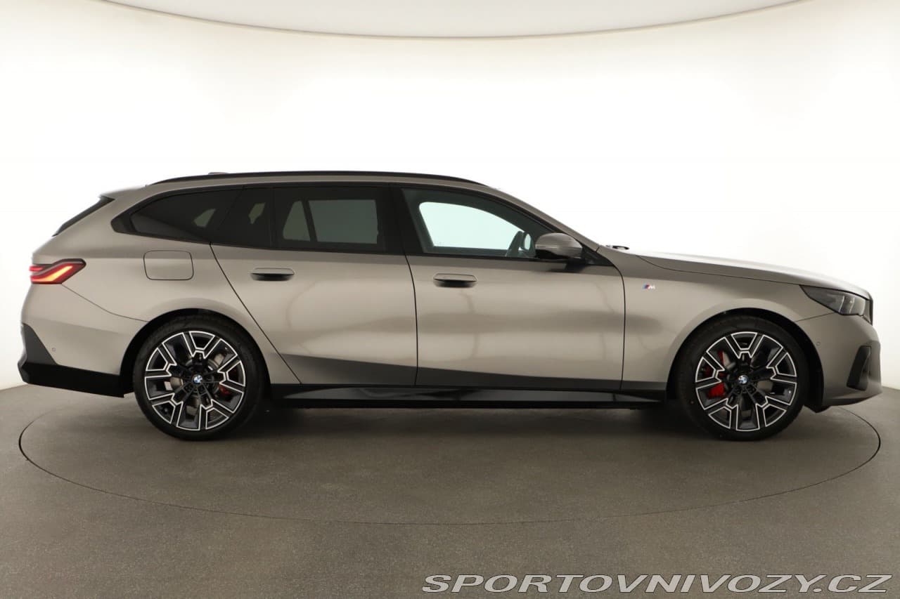 2025 BMW 5-SERIES - 6
