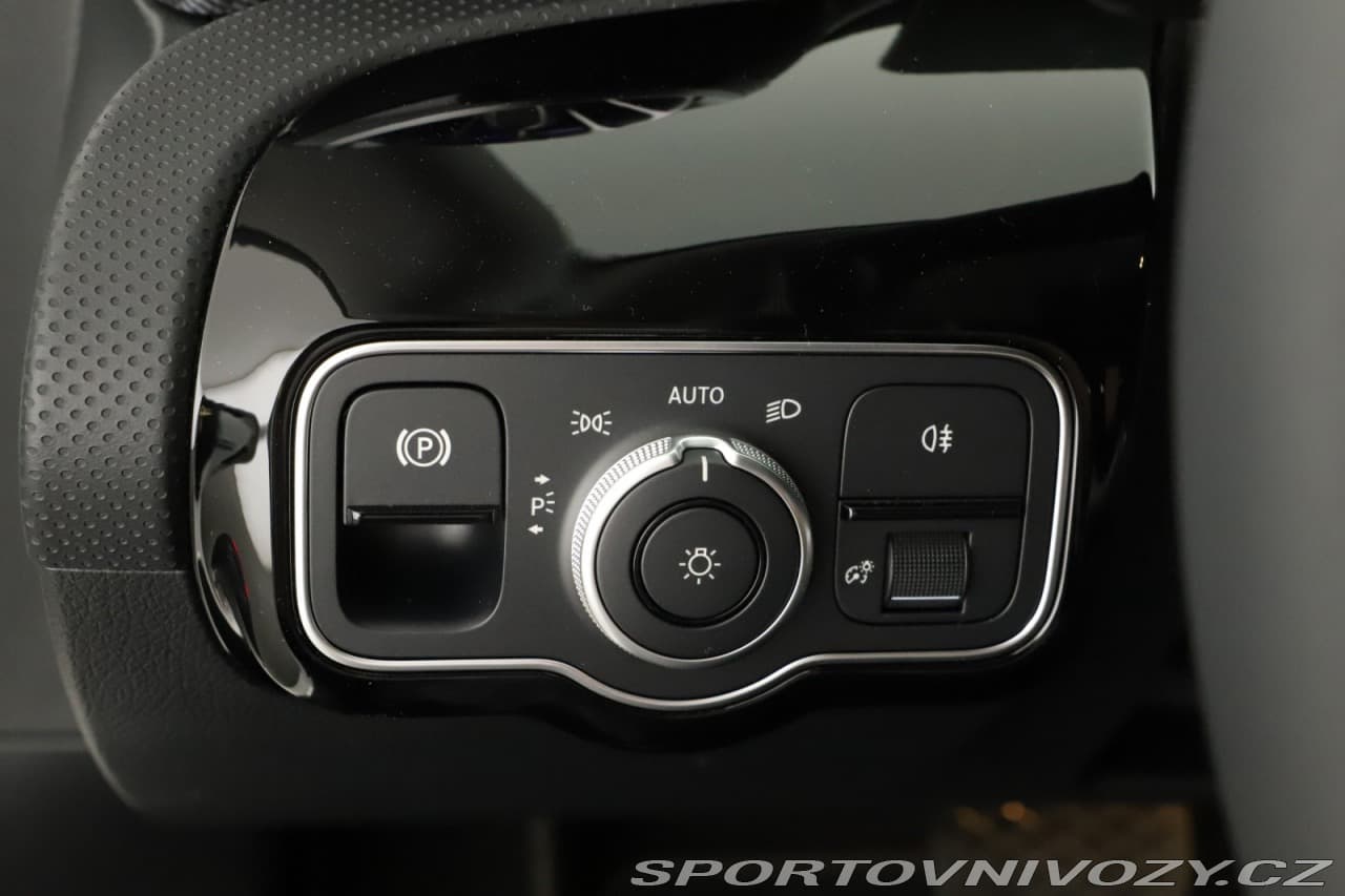 2025 Mercedes-Benz CLA - 37