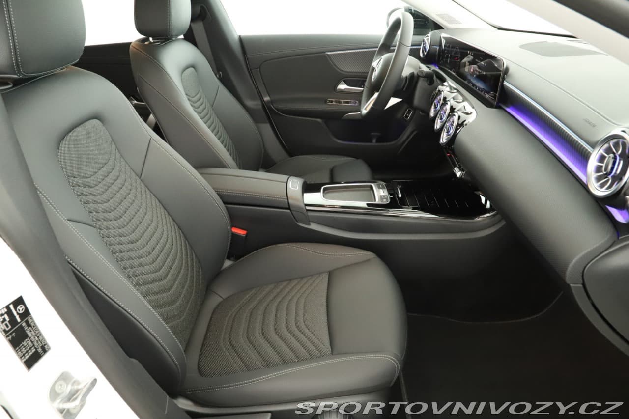 2025 Mercedes-Benz CLA - 13