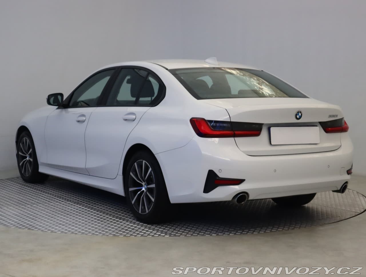 2020 BMW 3-SERIES - 10