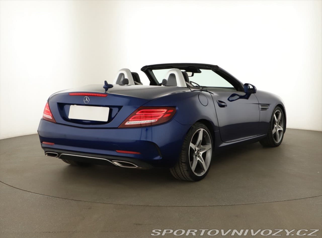 2020 Mercedes-Benz SLC - 13