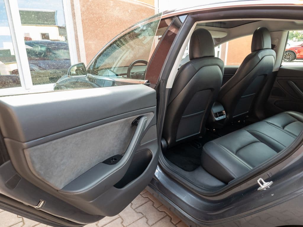 2019 Tesla MODEL 3 - 14