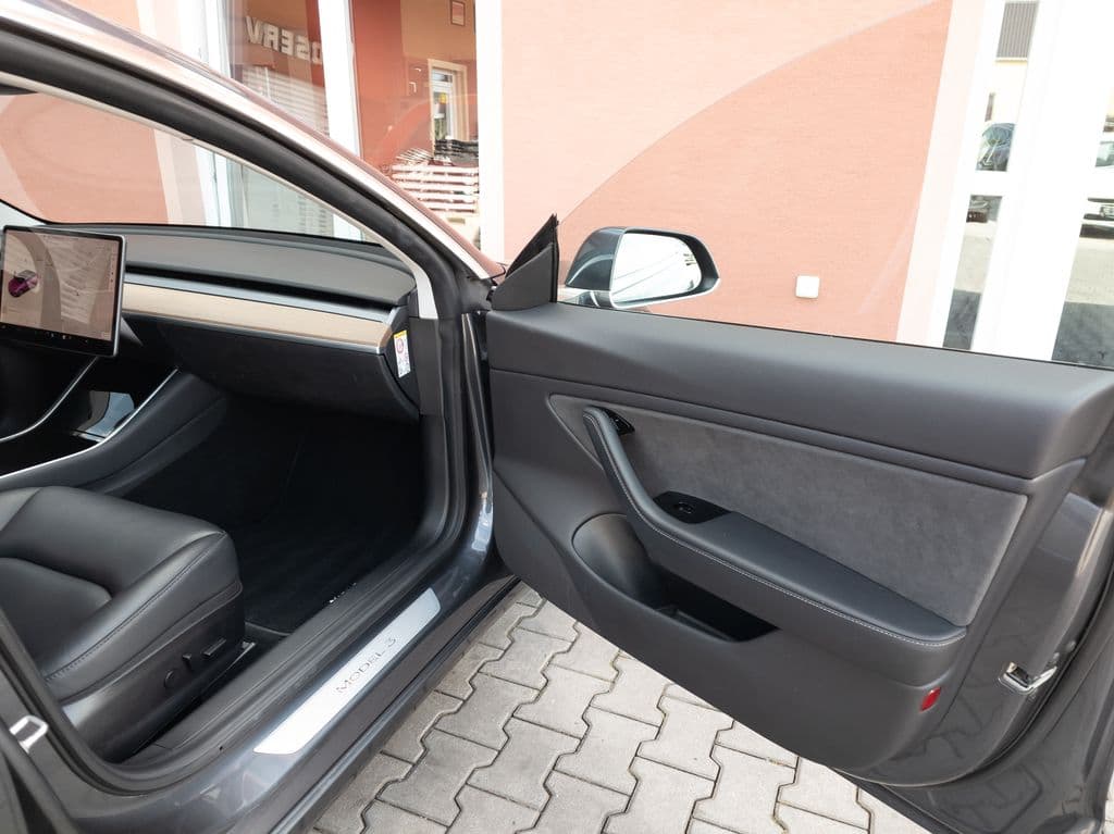 2019 Tesla MODEL 3 - 15