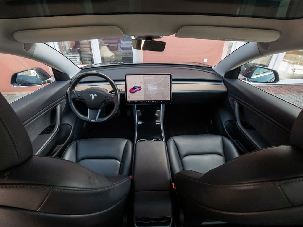 2019 Tesla MODEL 3 - 19