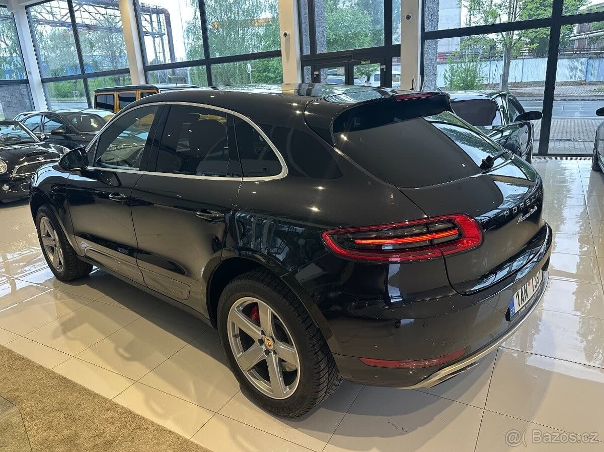 Porsche MACAN - 14
