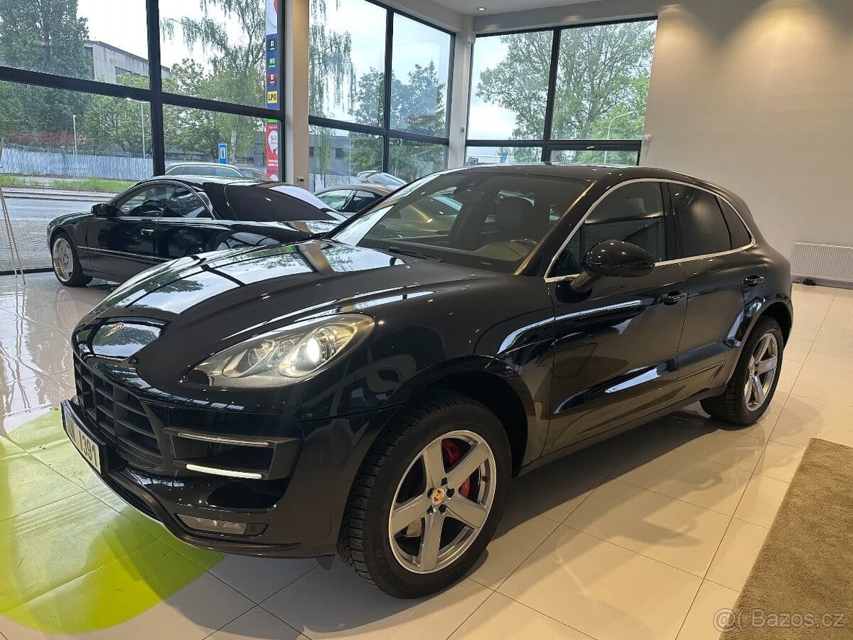 Porsche MACAN - 18