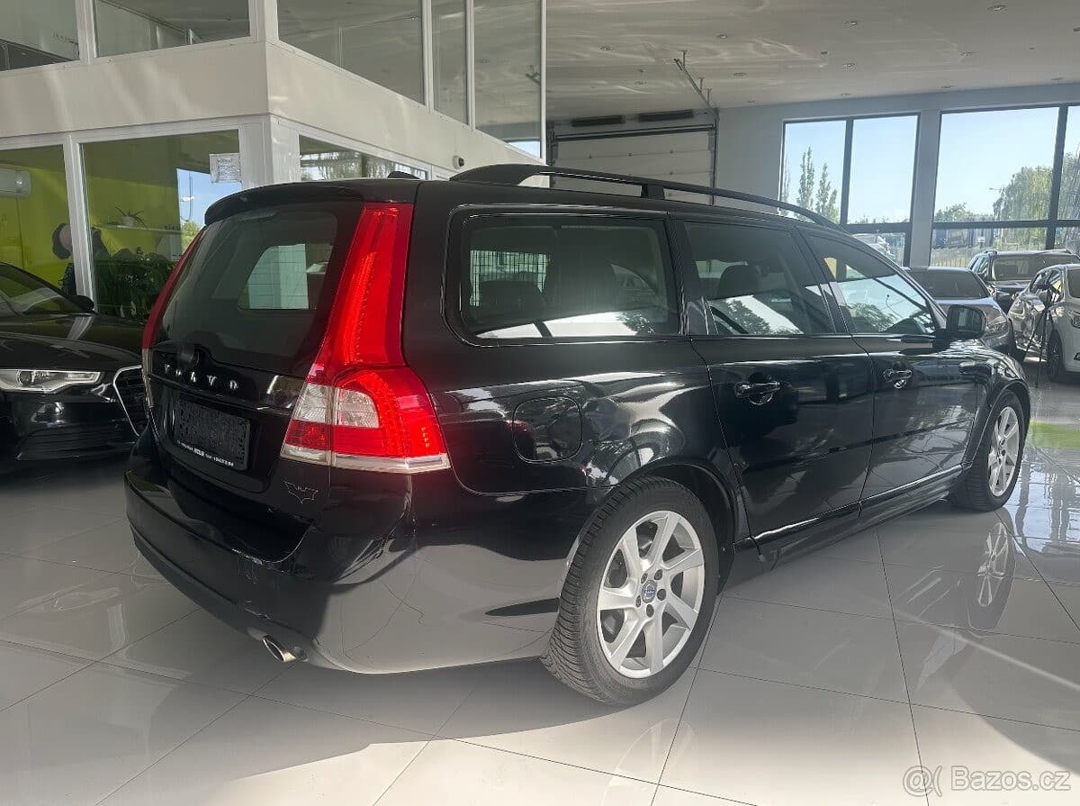 2015 Volvo V70 - 2