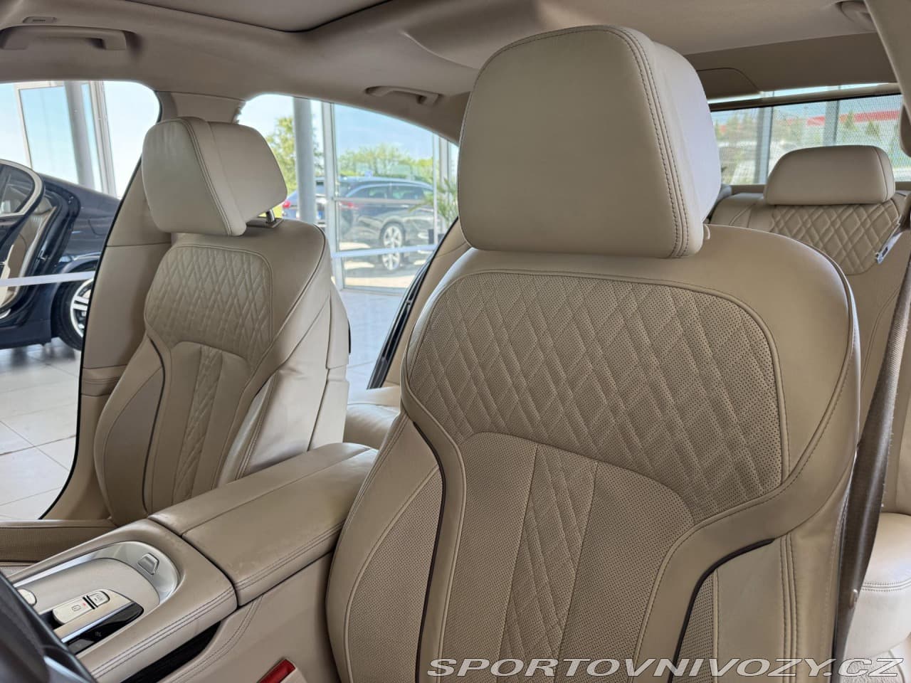 2016 BMW 7-SERIES - 13