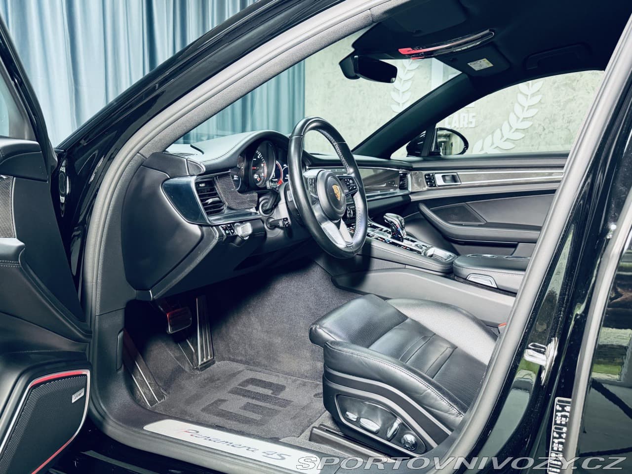 2017 Porsche PANAMERA - 16