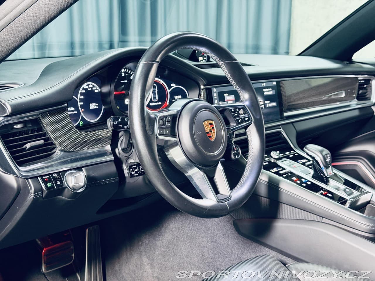 2017 Porsche PANAMERA - 17