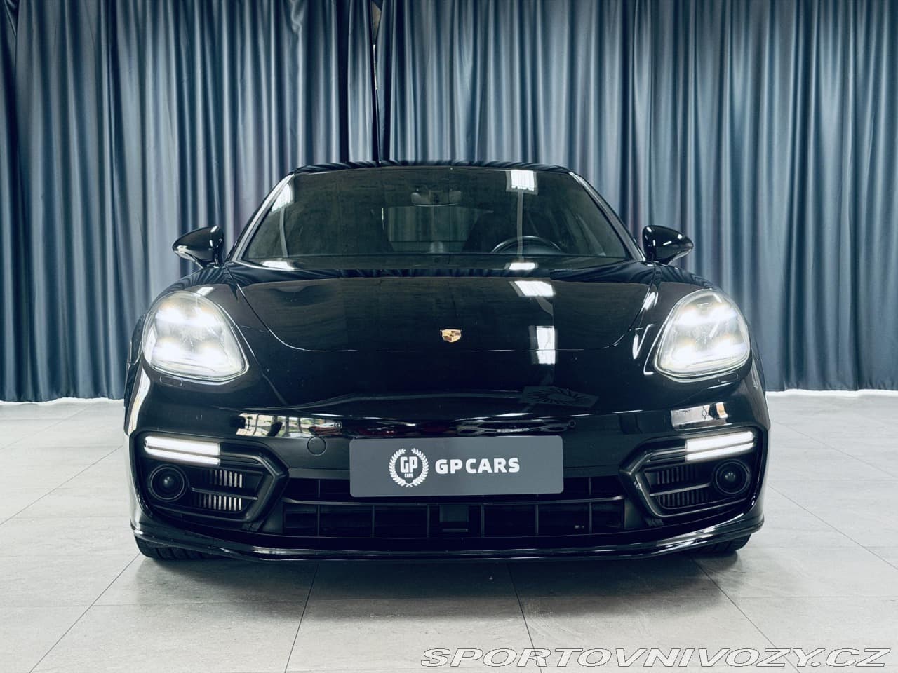 2017 Porsche PANAMERA - 2