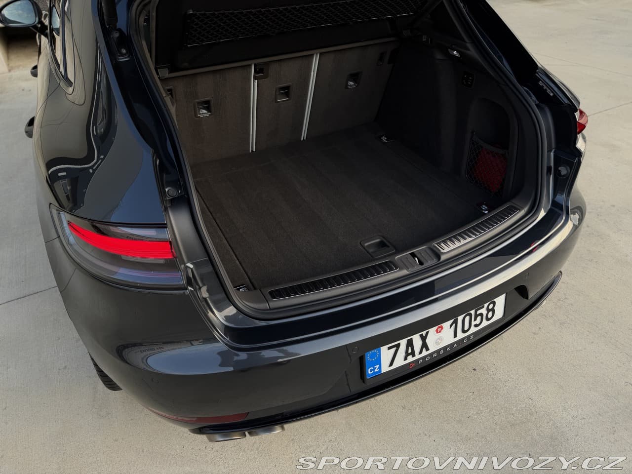 2019 Porsche MACAN - 11