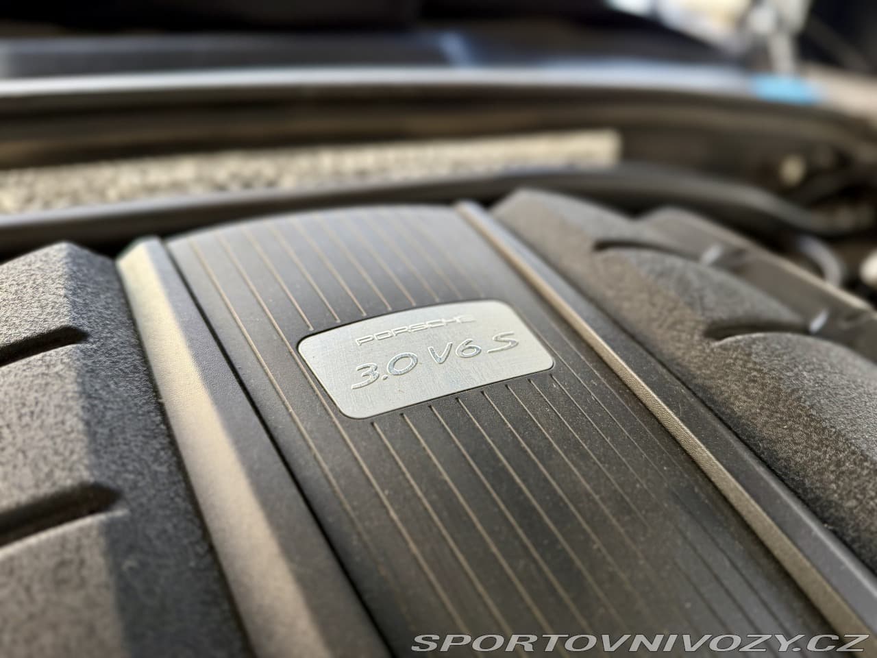 2019 Porsche MACAN - 12