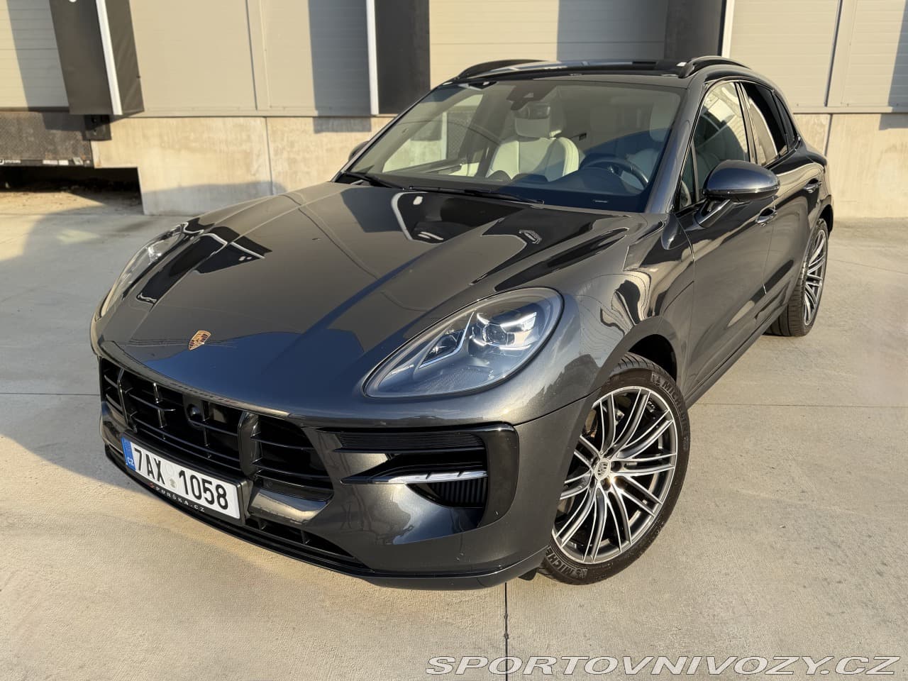 2019 Porsche MACAN - 2
