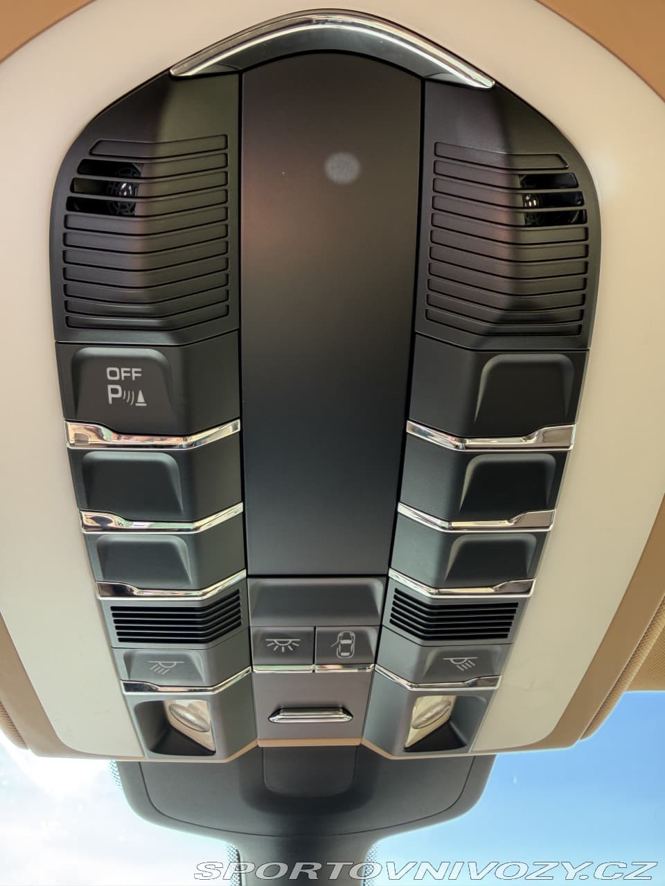 2011 Porsche PANAMERA - 18