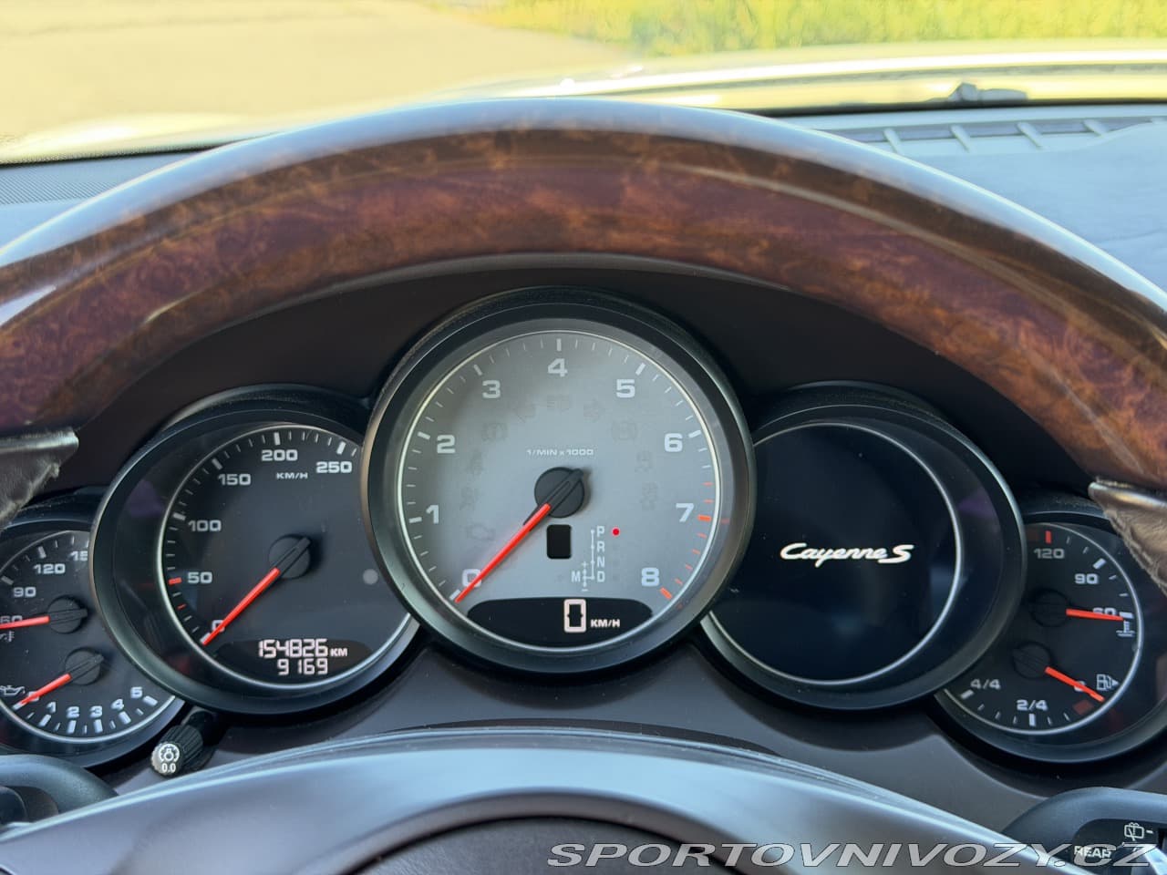 2012 Porsche CAYENNE - 13