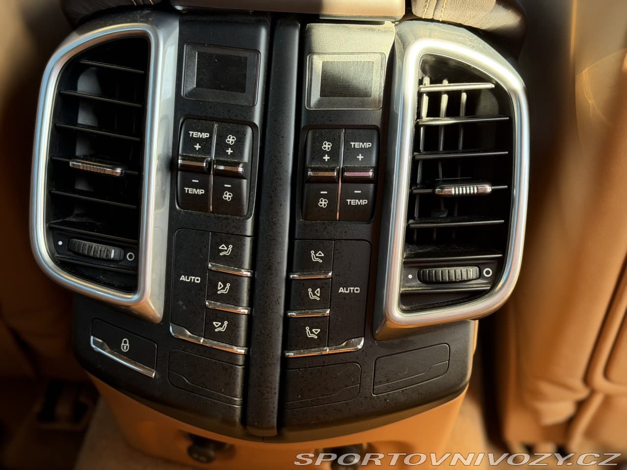 2012 Porsche CAYENNE - 15