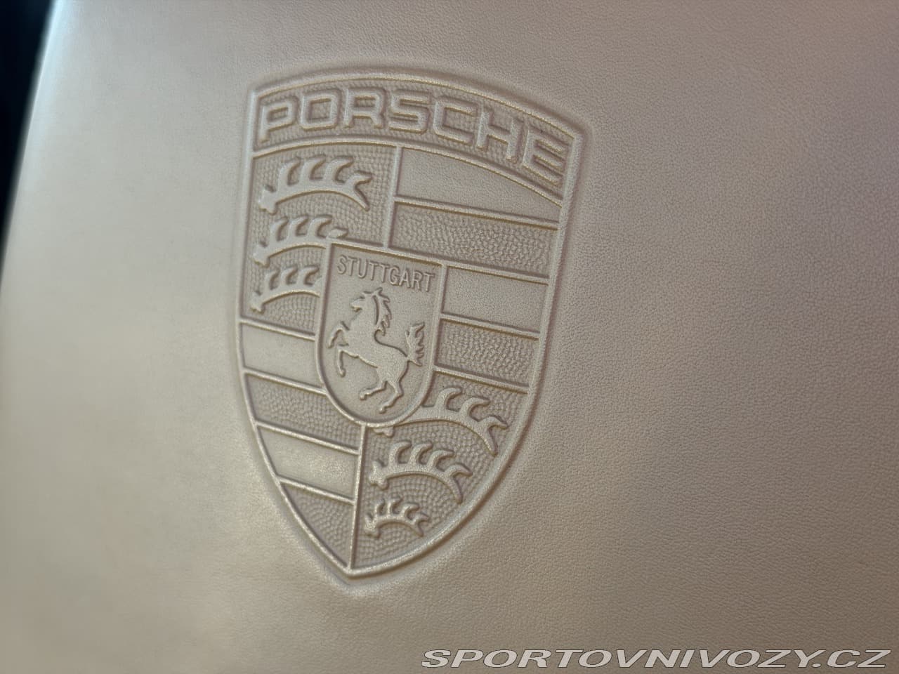 2012 Porsche CAYENNE - 17