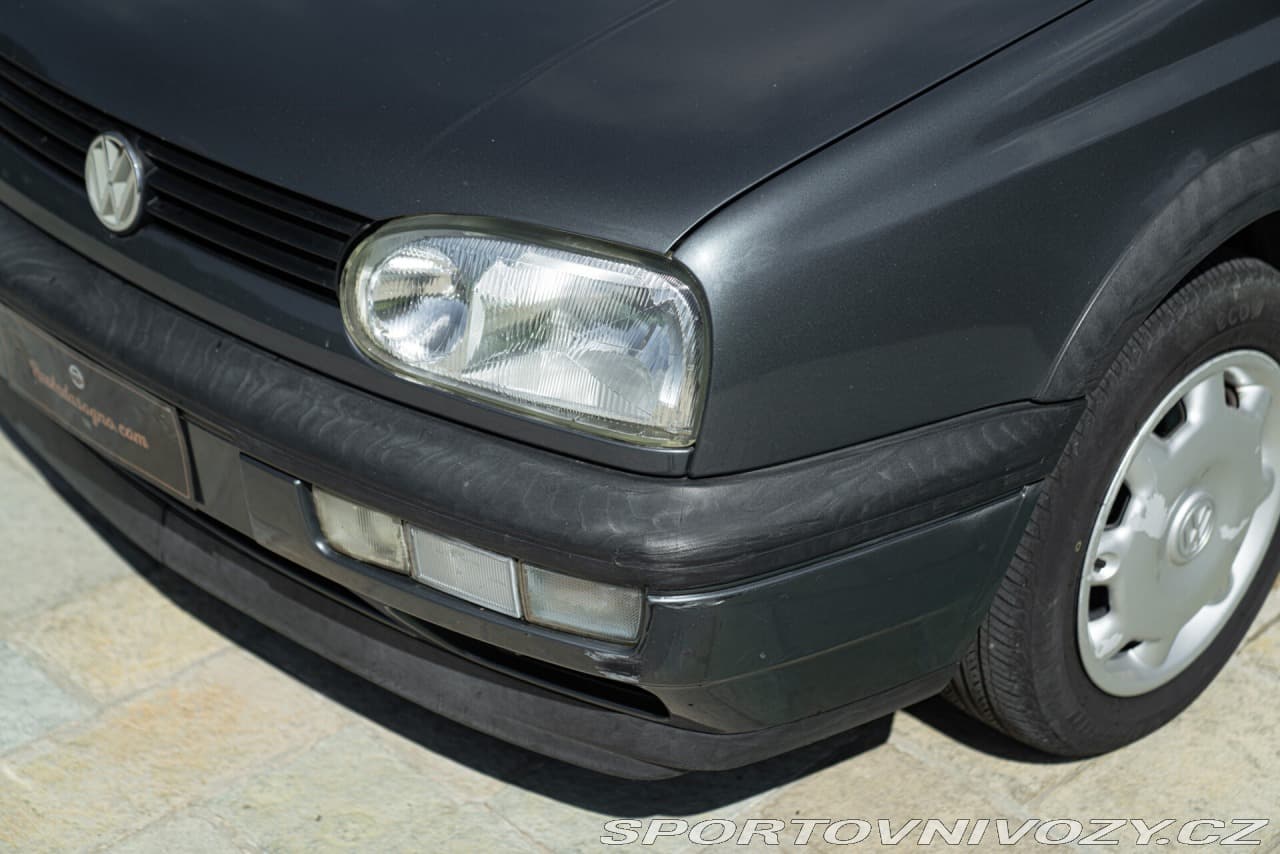 1997 Volkswagen GOLF - 11