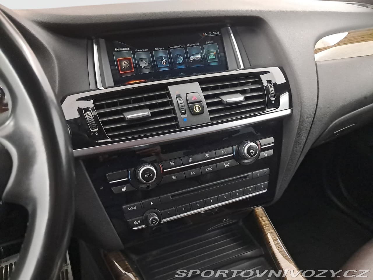 2016 BMW X4 - 12