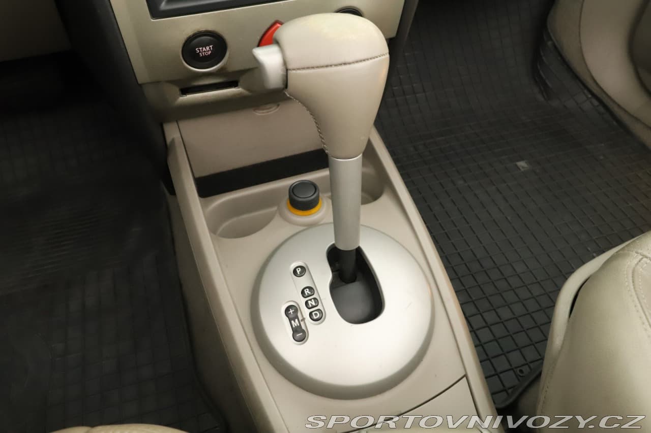 2005 Renault MEGANE - 12