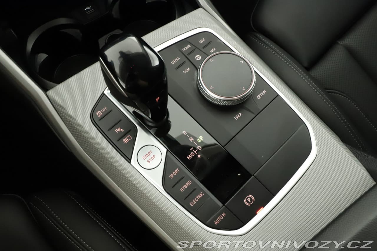2022 BMW 3-SERIES - 10
