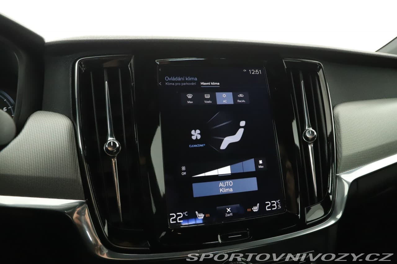 2017 Volvo S90 - 14
