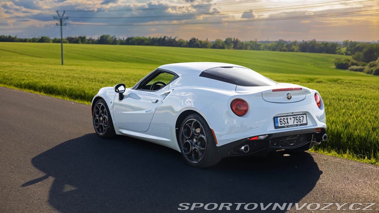 2016 Alfa Romeo 4C - 4