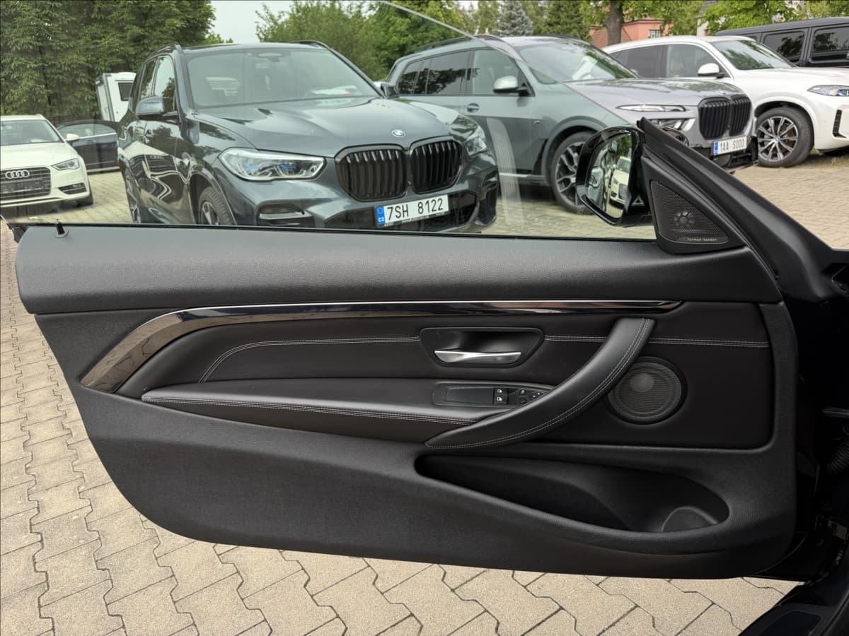 2017 BMW M4 - 19