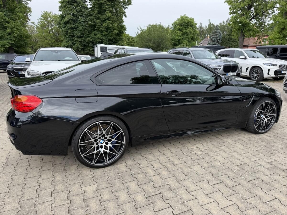 2017 BMW M4 - 5